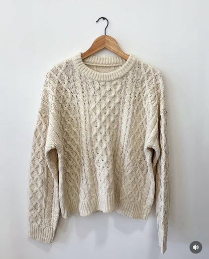Round Neck Cable Knit