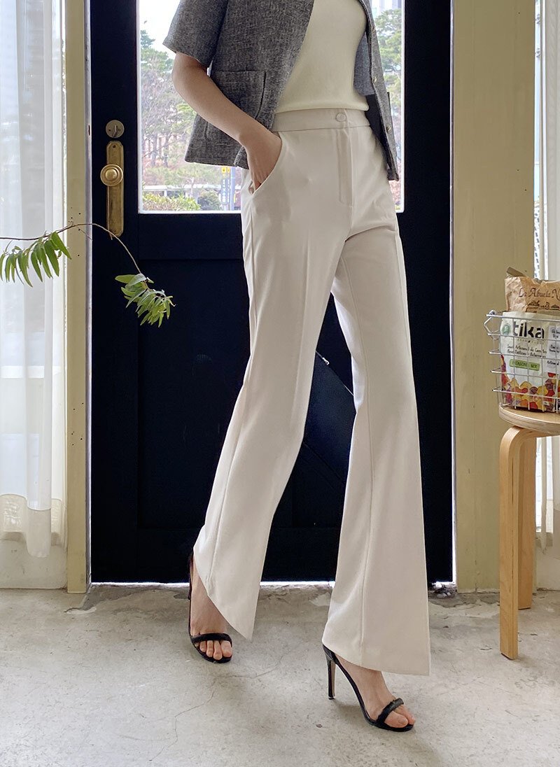 Summer Ugg Bootcut Slacks (~6/8)