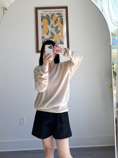 V neck loose fit knit - AdoreMeU