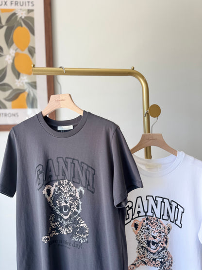 Silket Leopard Print T-shirt - AdoreMeU