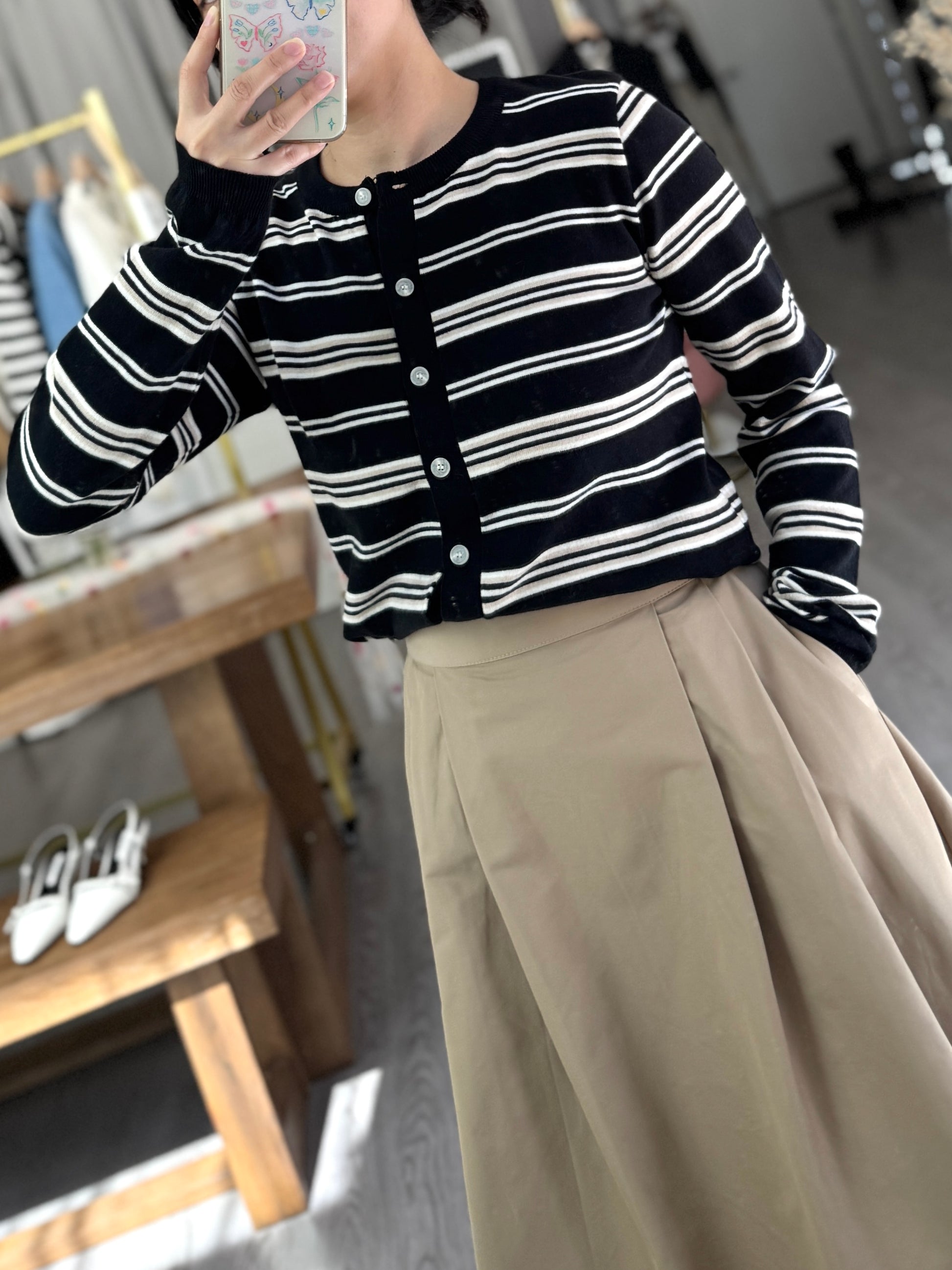 Regular Stripe Cardigan - AdoreMeU