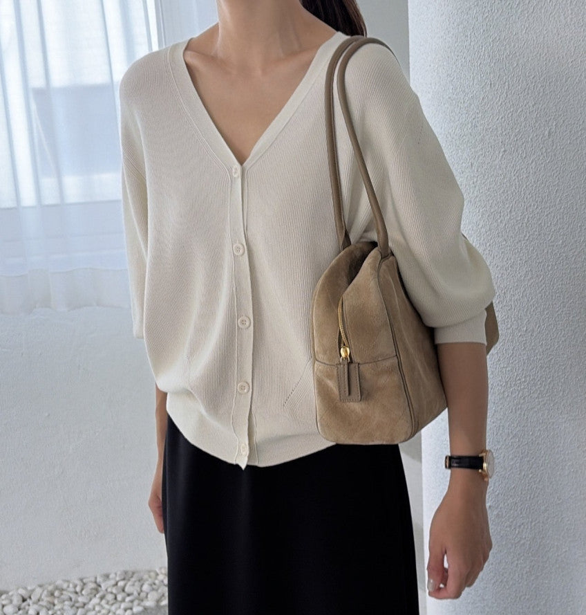Soft V neck Cardigan (~10/4)