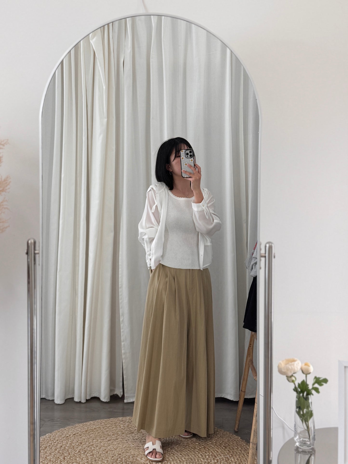 Two Pintuck Wide Pants (~3/31)