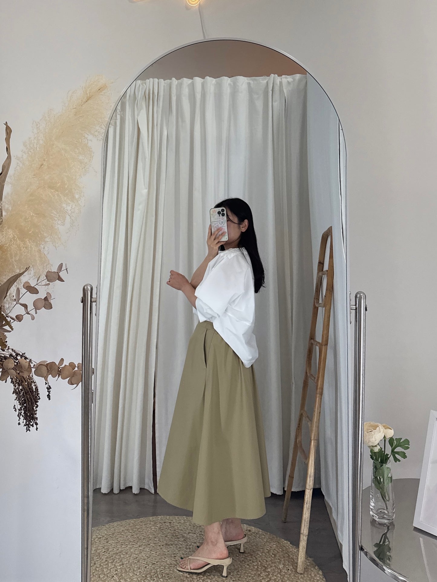 Signal Button Skirt