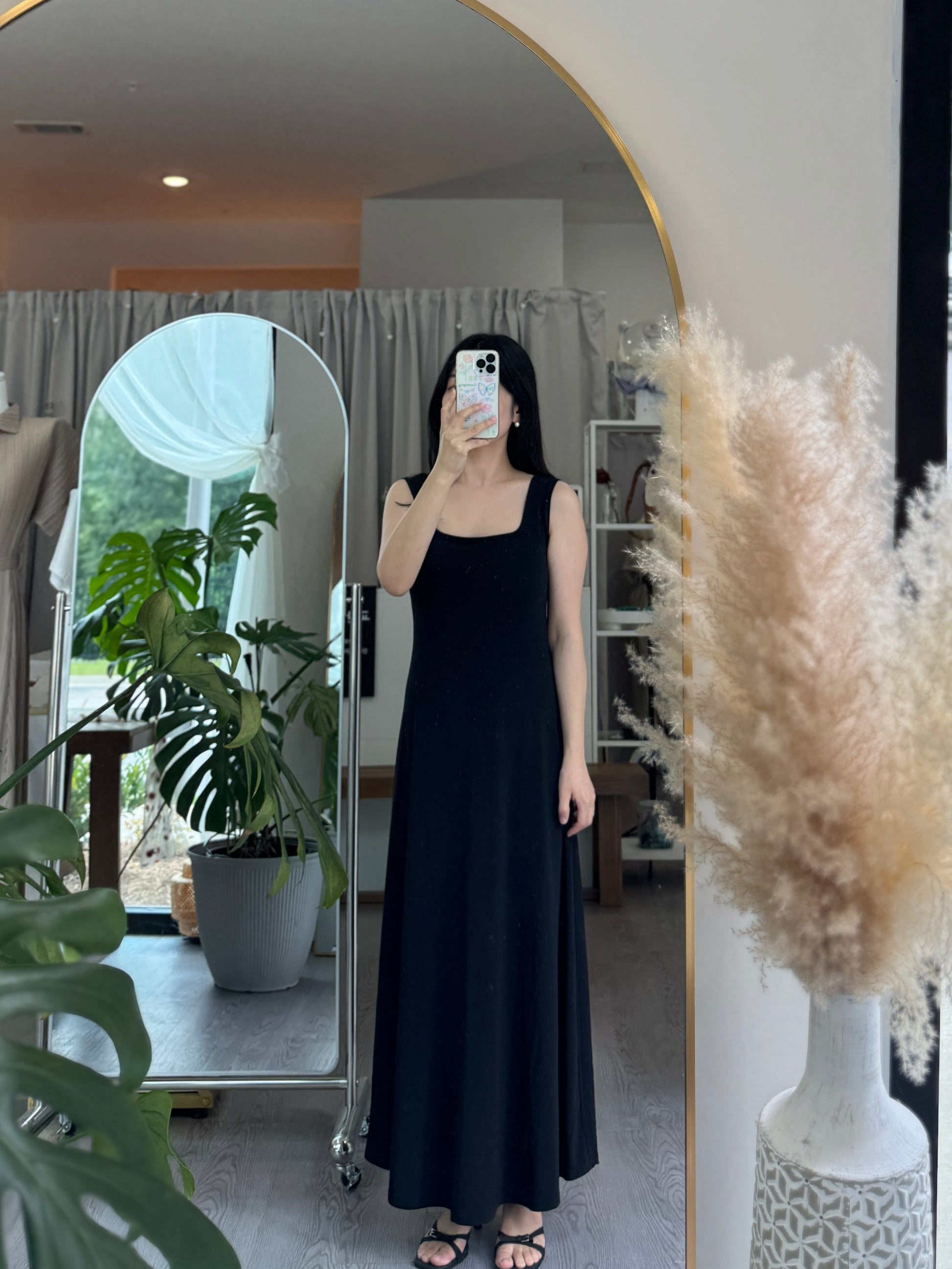 Square Grace Dress - AdoreMeU