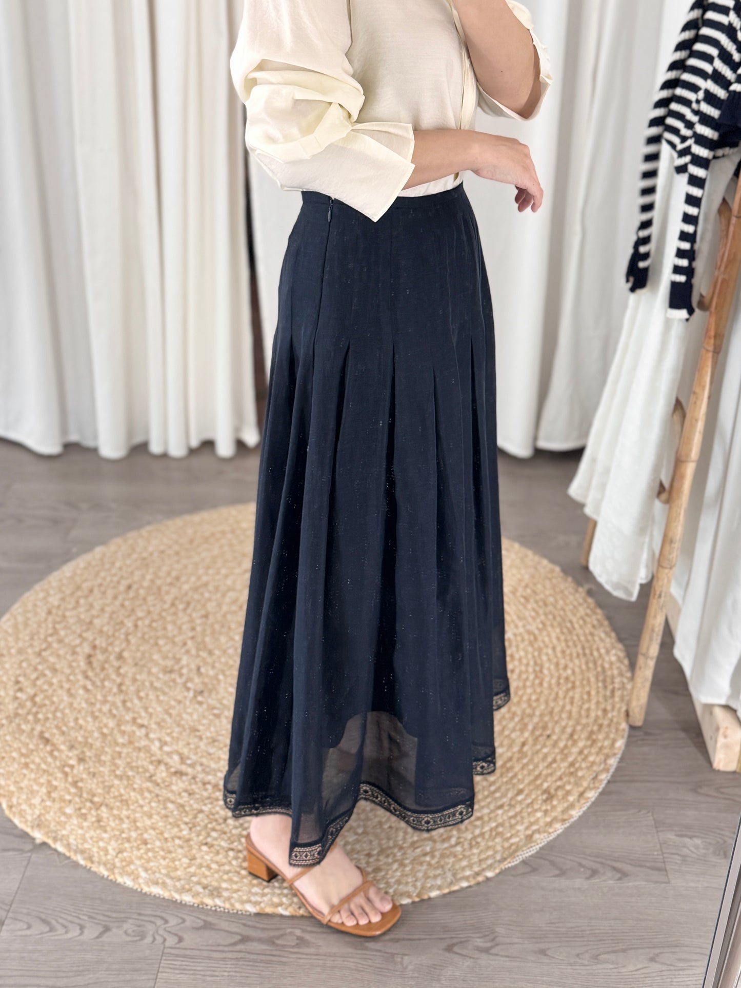 Lace Long Skirt