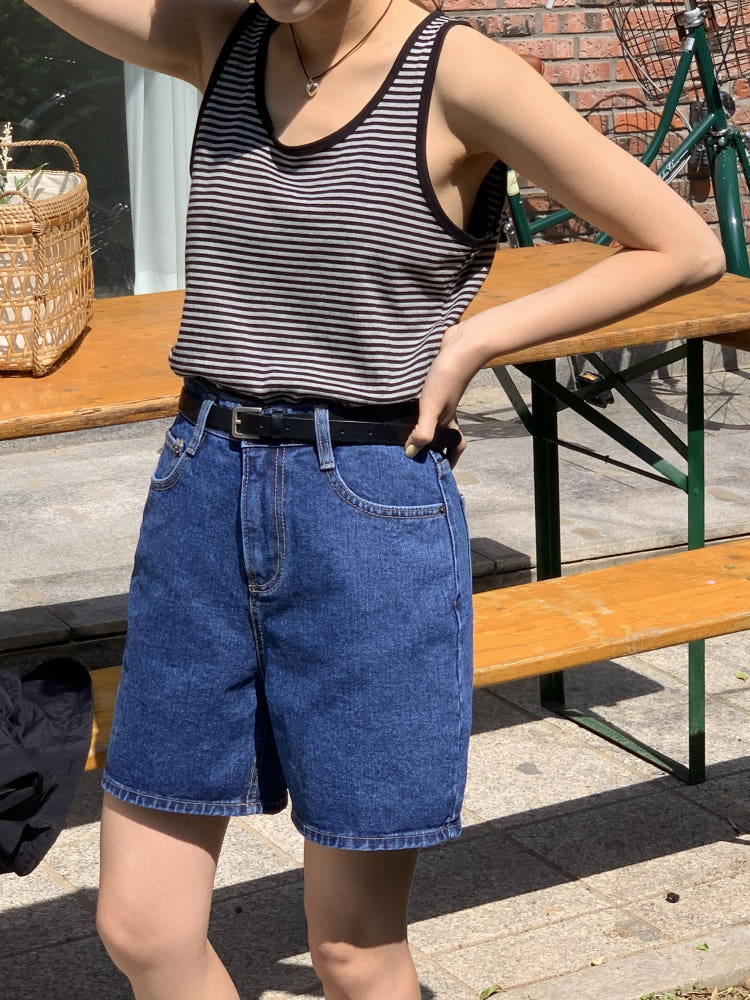 *  Simple Denim Shorts