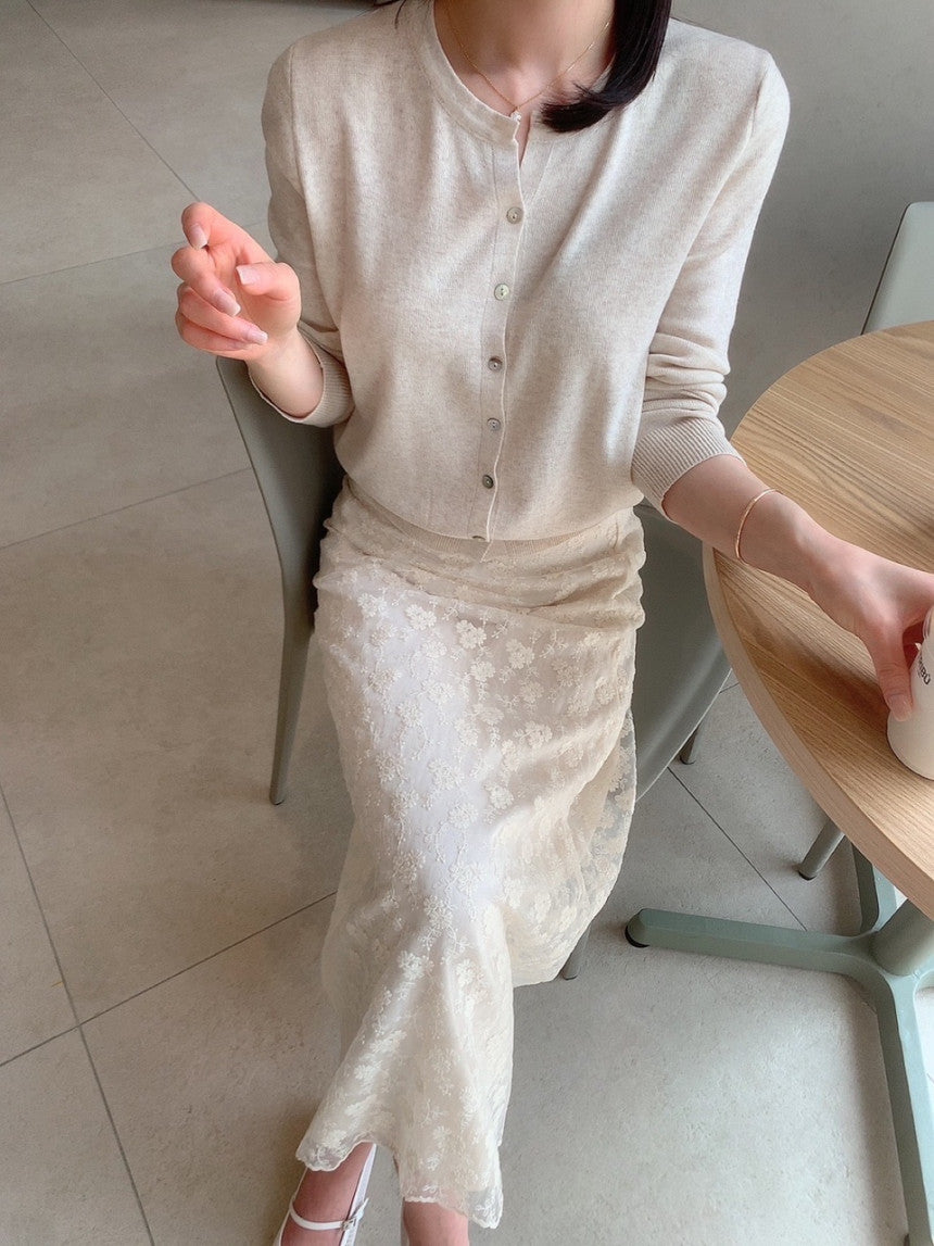 *Floral Lace Long Skirt