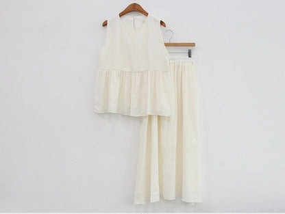 *Sleeveless Blouse & Skirt Set