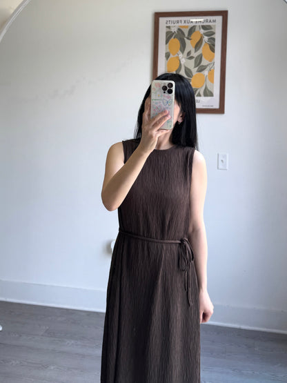 Titi Pleated Sleeveless Dress - AdoreMeU