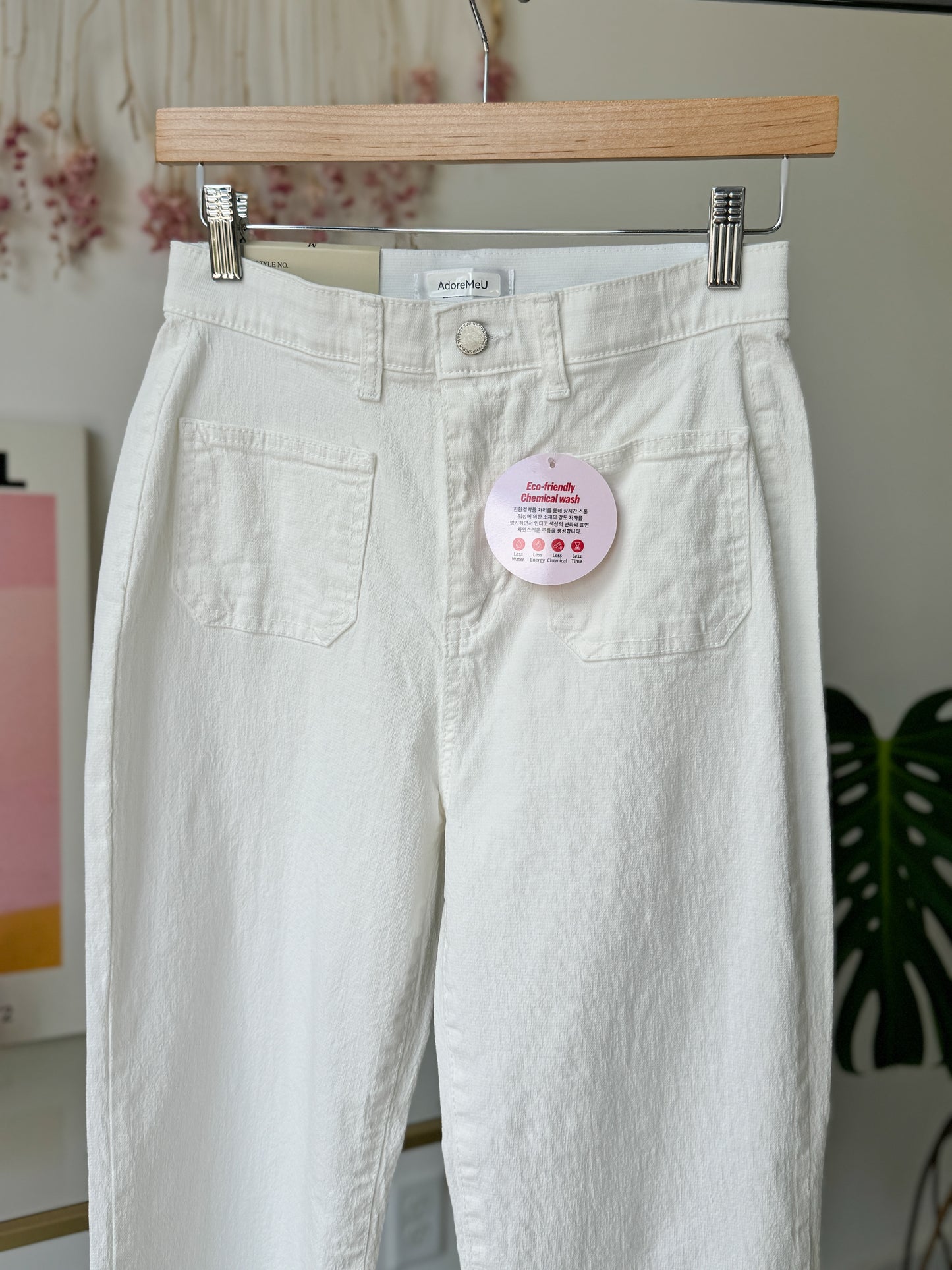 Pocket Point White Banding Pants