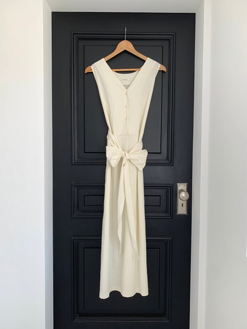 * Dove Sleeveless Maxi Dress