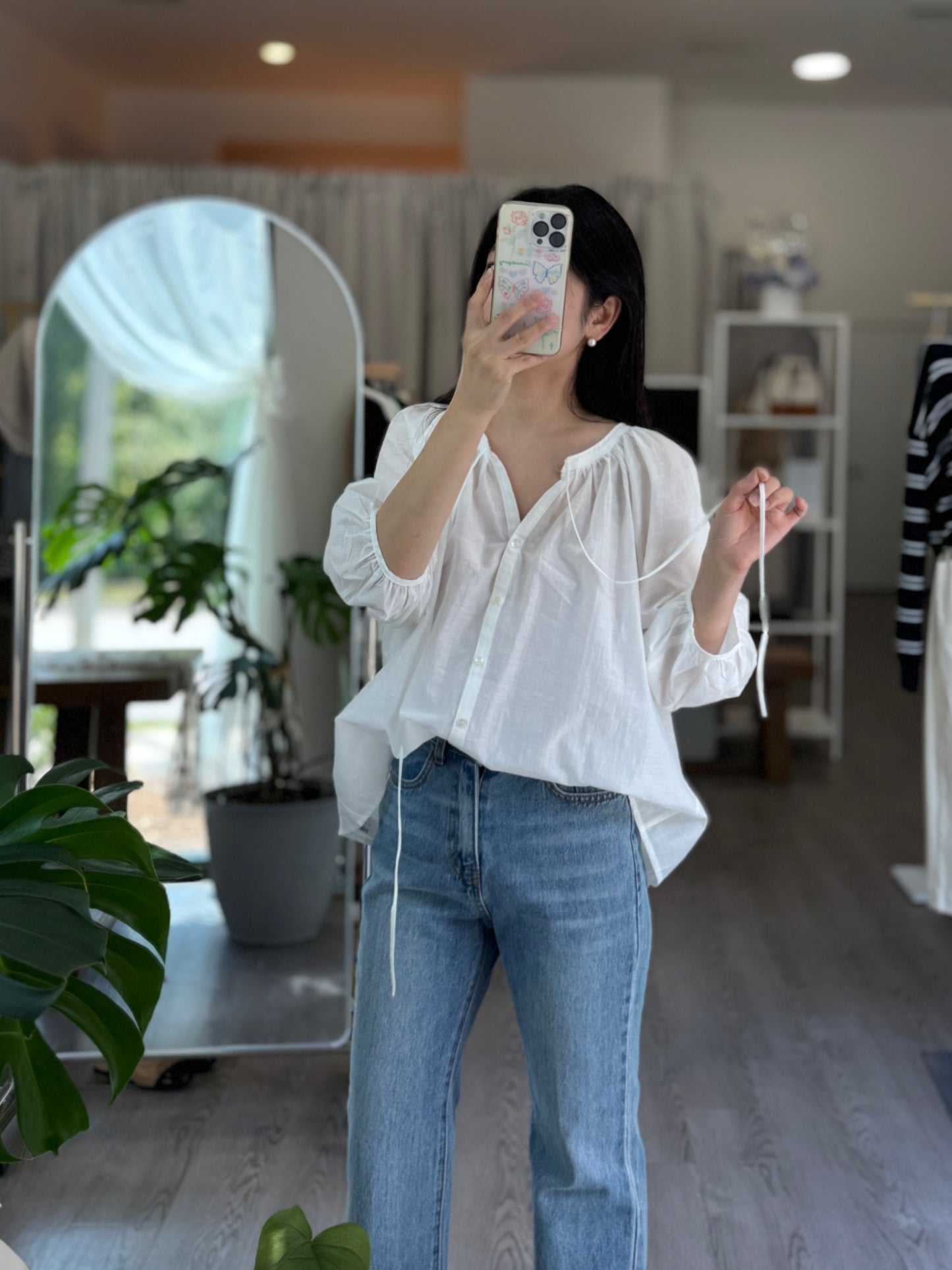 Tie-Neck Balloon Sleeve Blouse(~9/8)