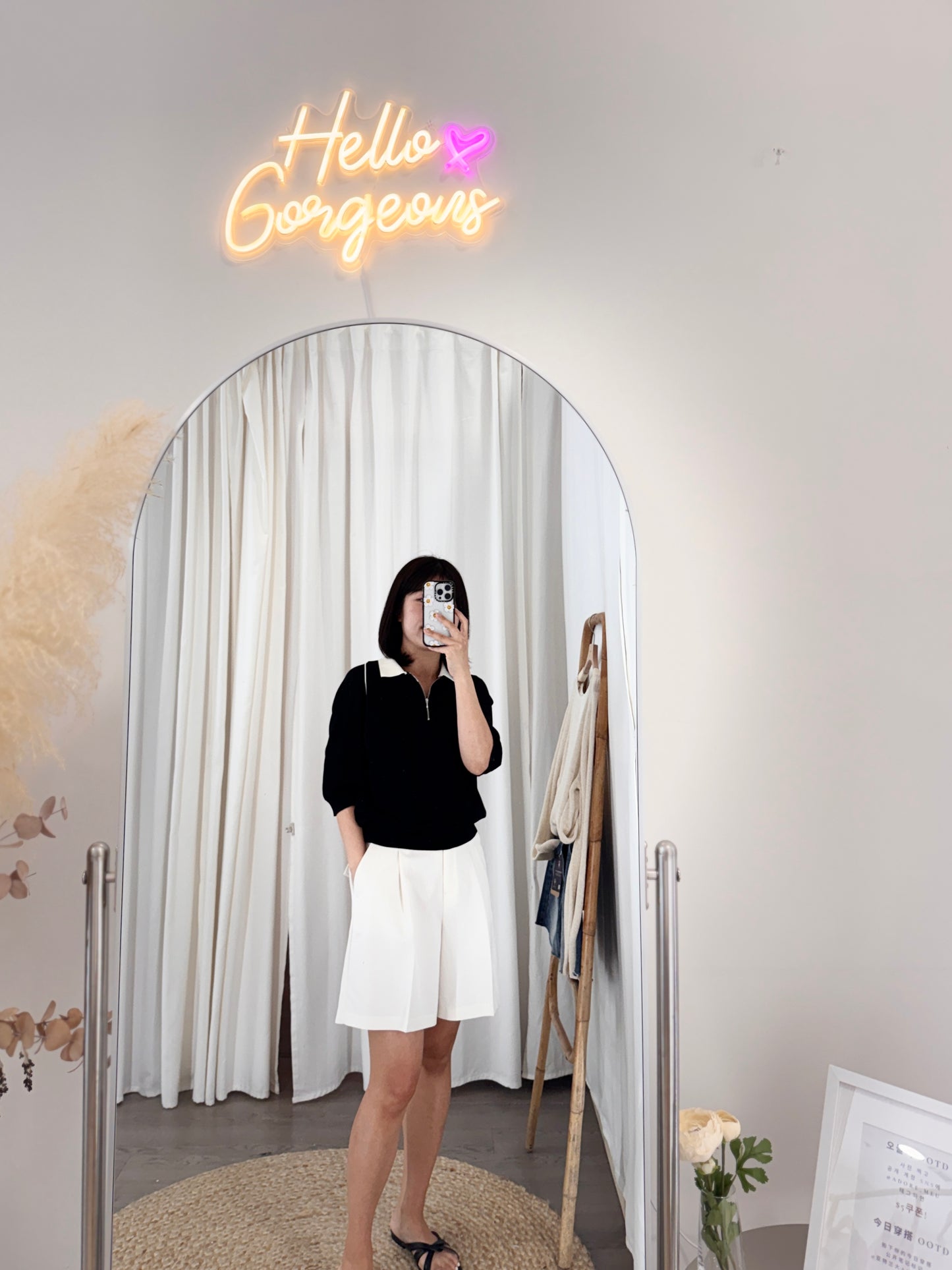 Contrast Collar Knit