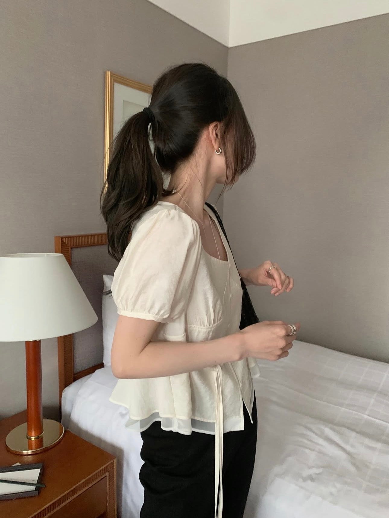 * Half Sleeve Shirring Blouse