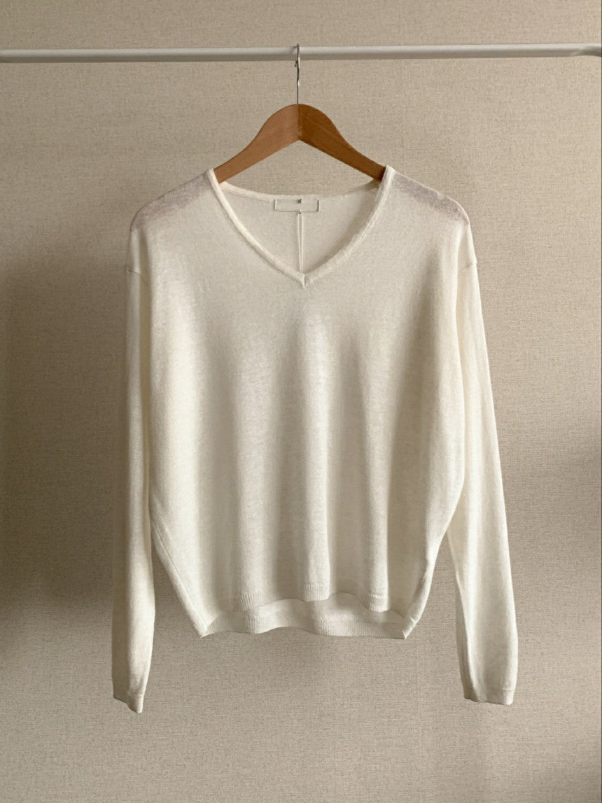 * Summer Linen V-neck Knit