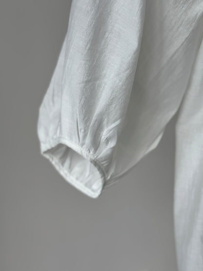 Tie-Neck Balloon Sleeve Blouse(~9/8)