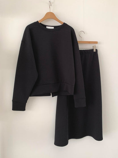 Sweatshirt & Long Skirt Set(~10/1)