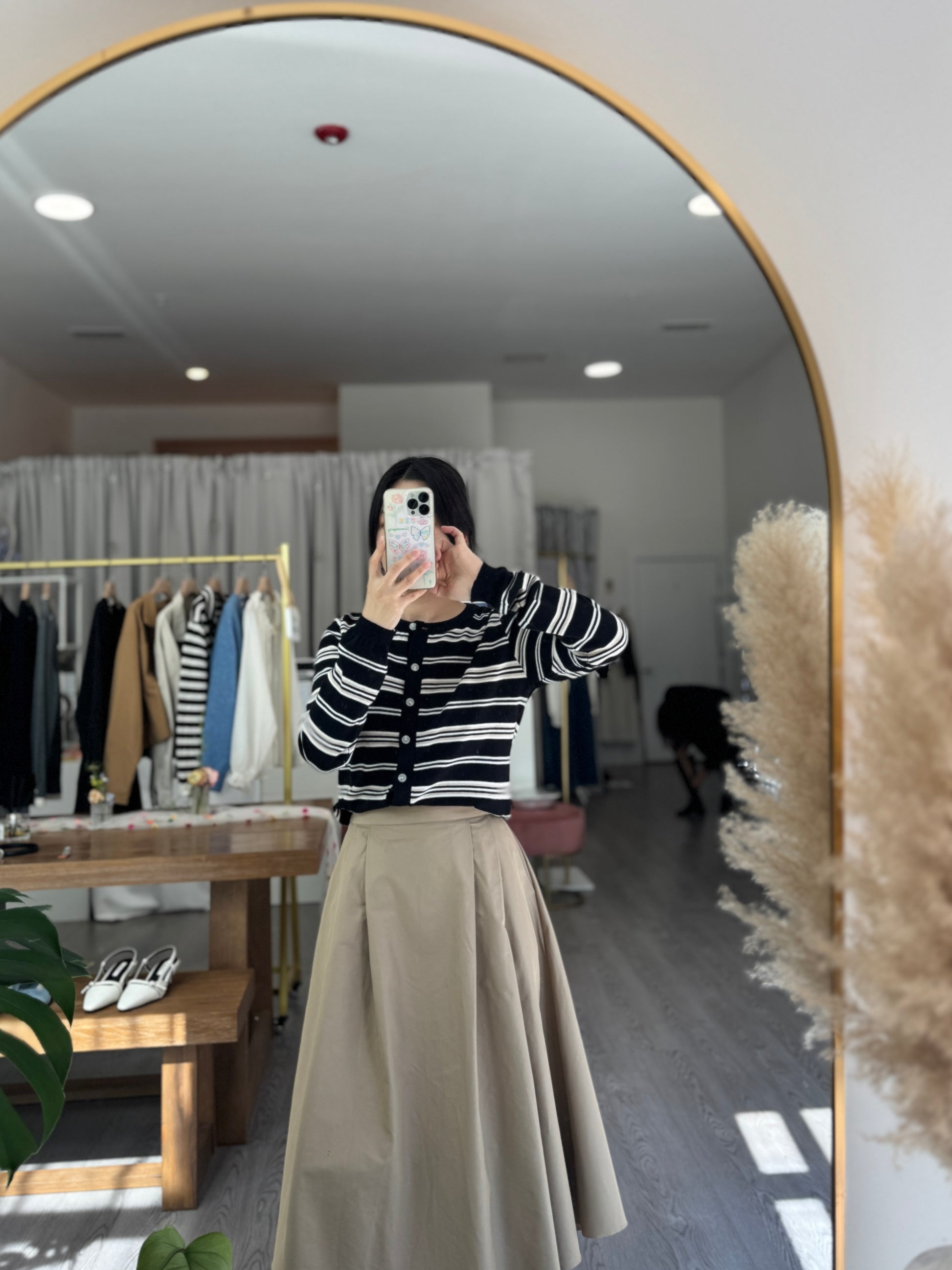 Regular Stripe Cardigan - AdoreMeU