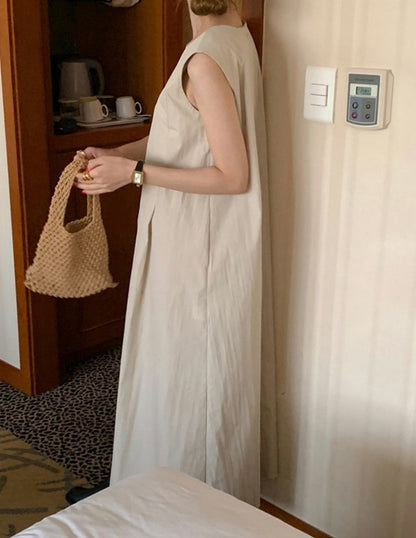 * Plain Pintuck Dress