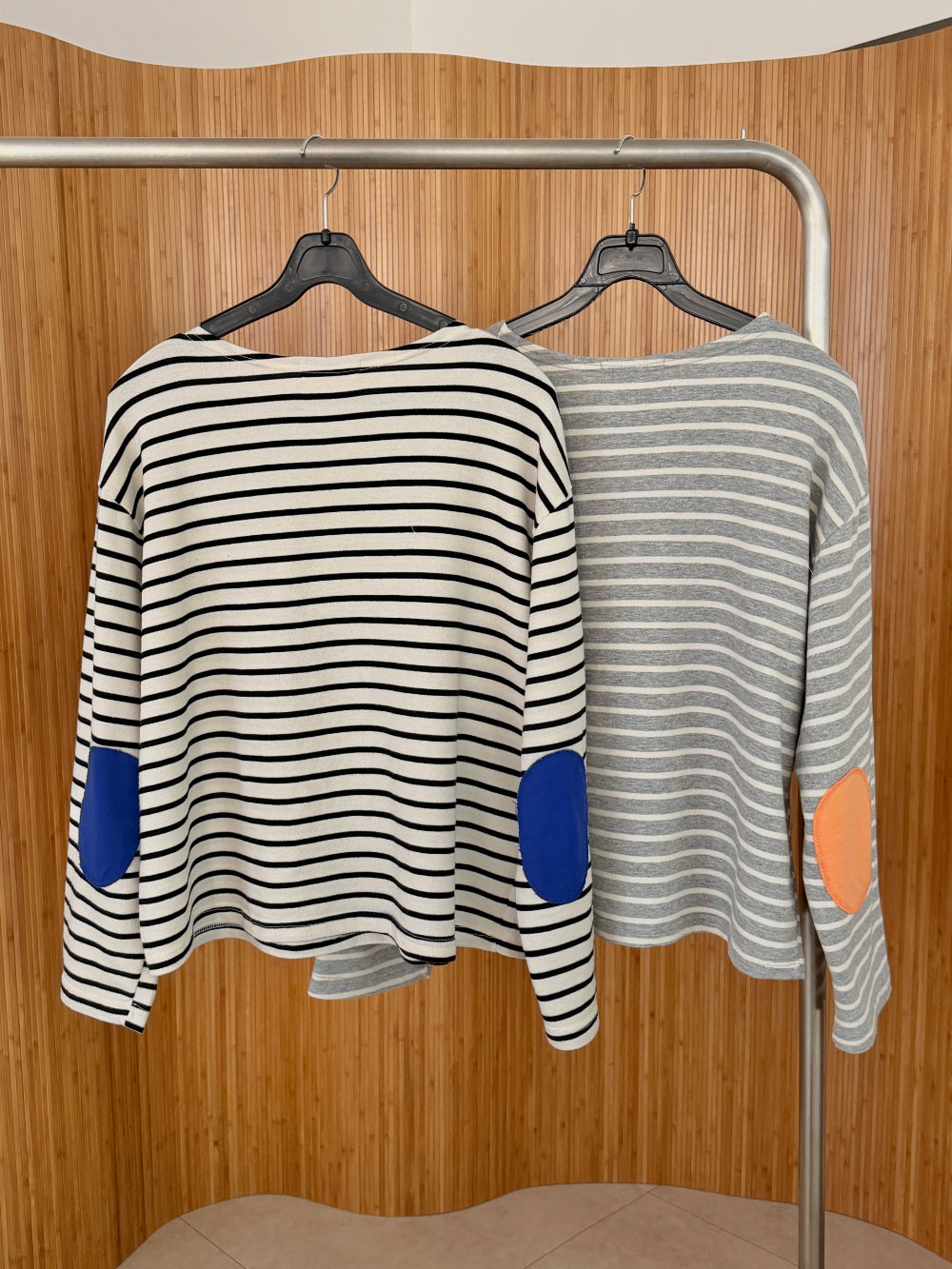 *Stripe Lettering T-Shirt