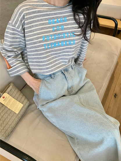 *Stripe Lettering T-Shirt