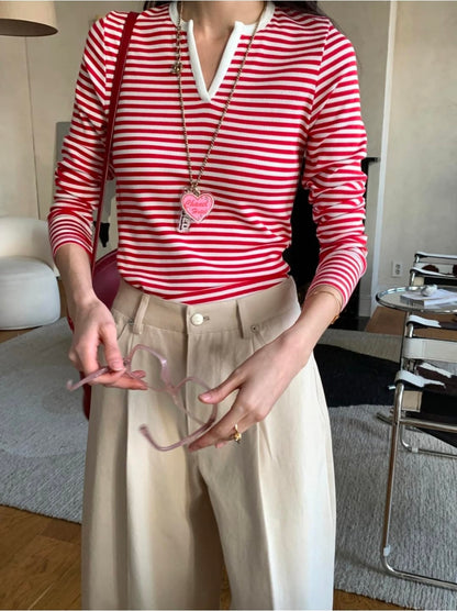 *스트라이프 브이 티셔츠