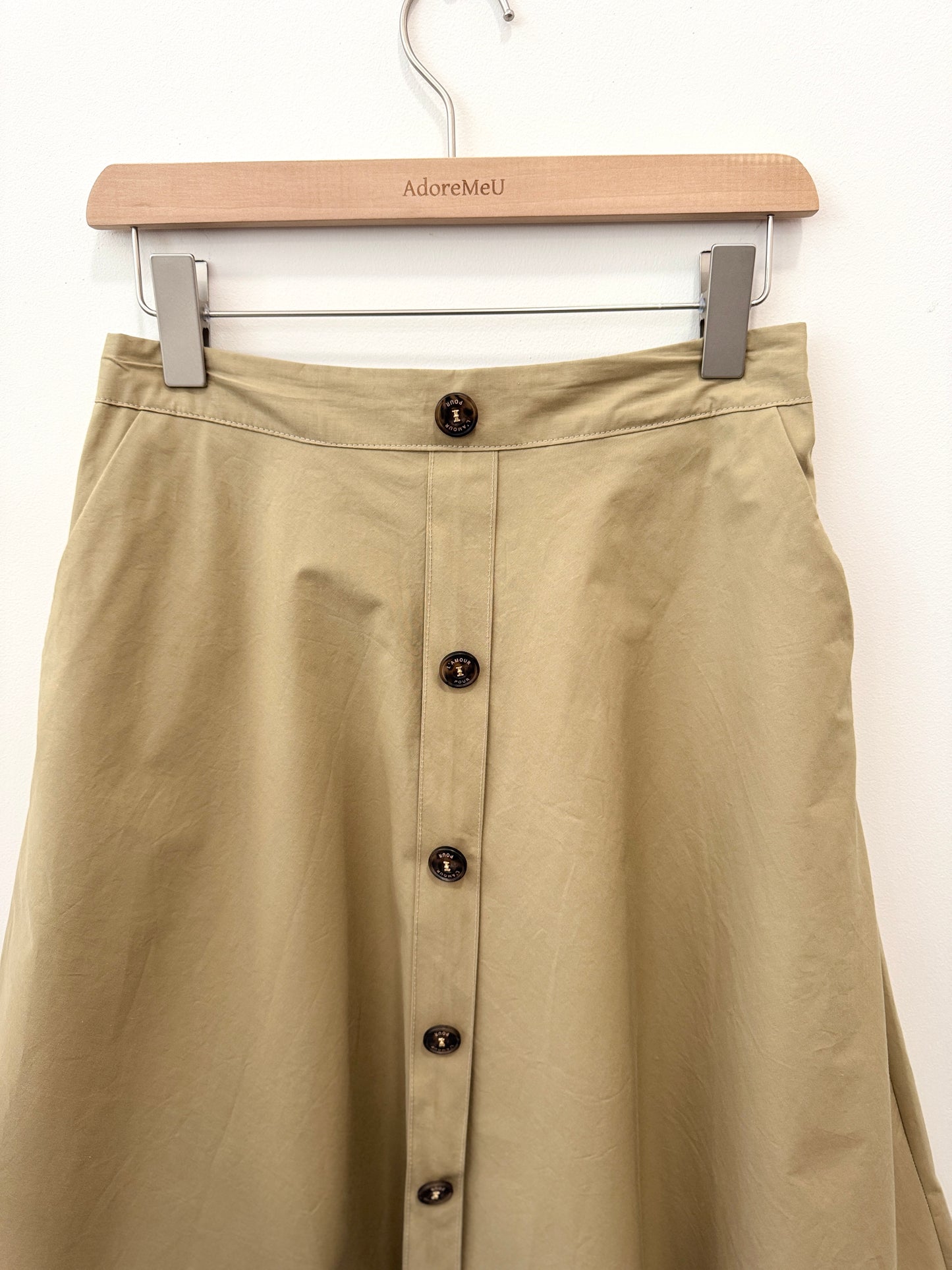 Signal Button Skirt