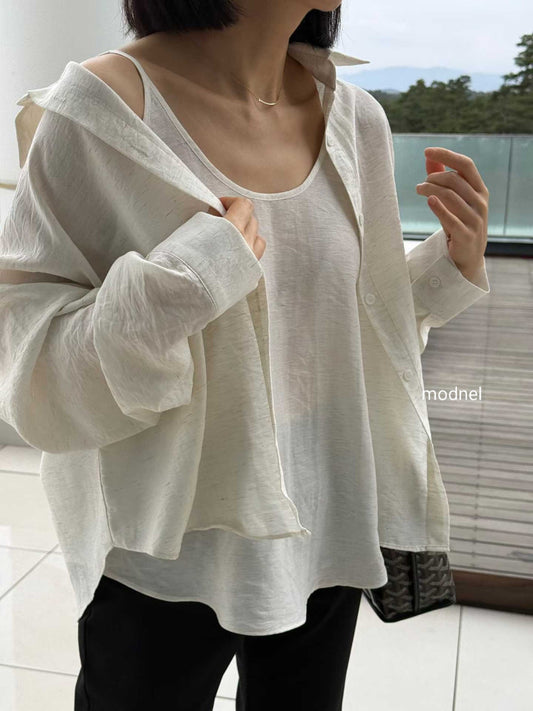 * Sleeveless & Shirt Set