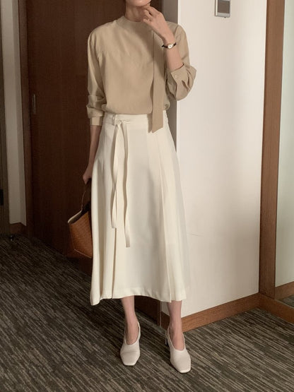 * Spring Pleated Skirt