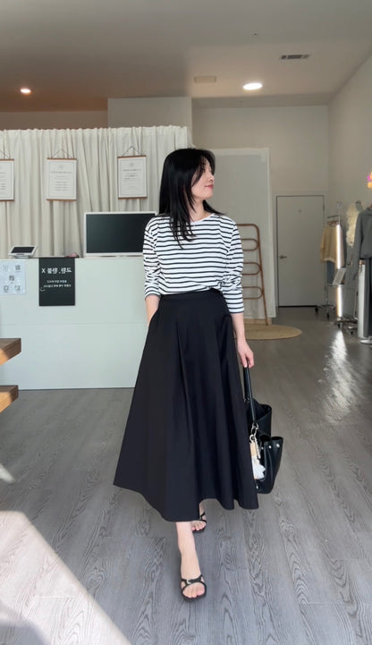 Pintuck A line Skirt