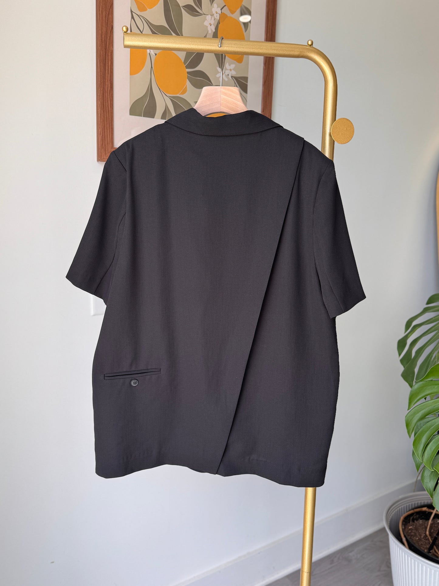 Summer Back Slit Jacket (~6/29)