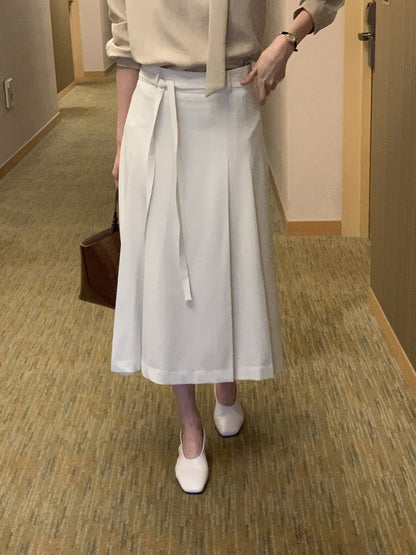 * Spring Pleated Skirt