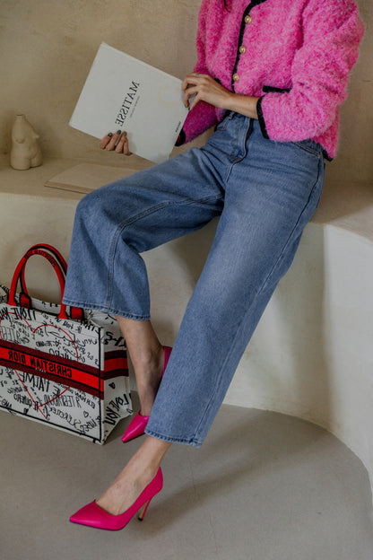 * Wide-Leg Cropped Jeans