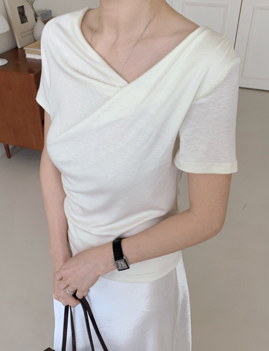 *Shirring T-shirt