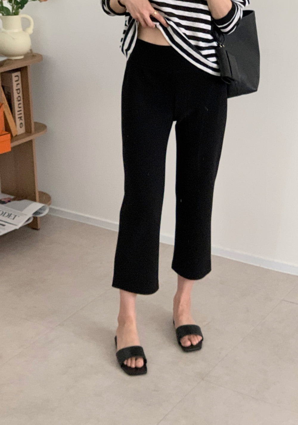 * Slim Capri Slit Pants