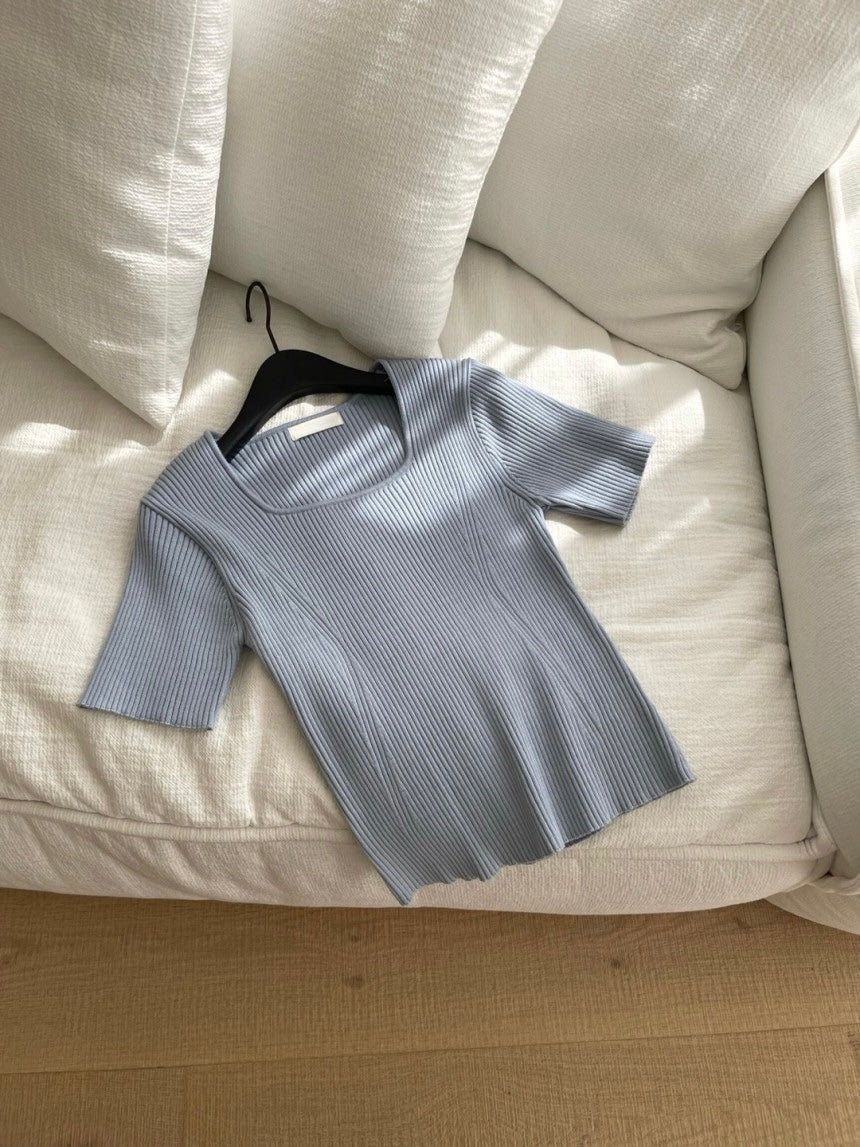 * Square Neck Knit Tee