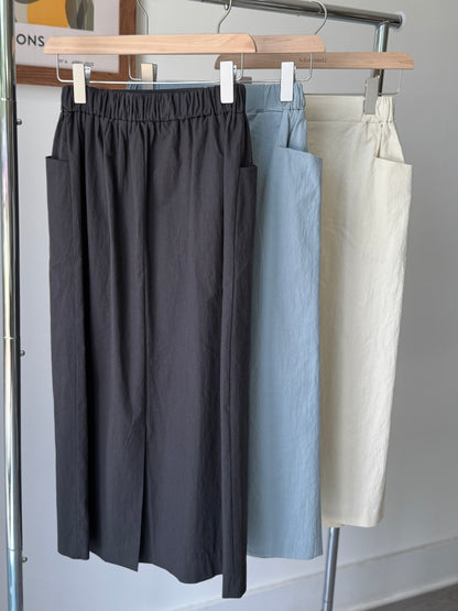 Evia Pocket Skirt - AdoreMeU