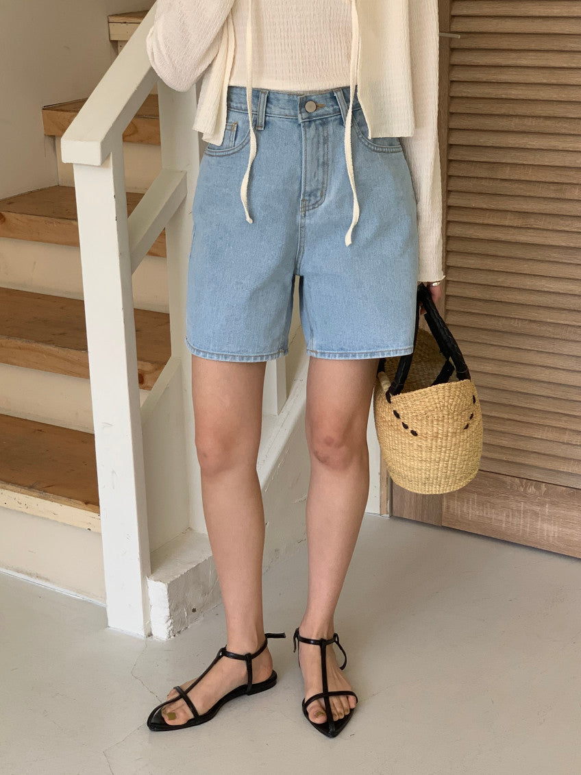 *  Simple Denim Shorts