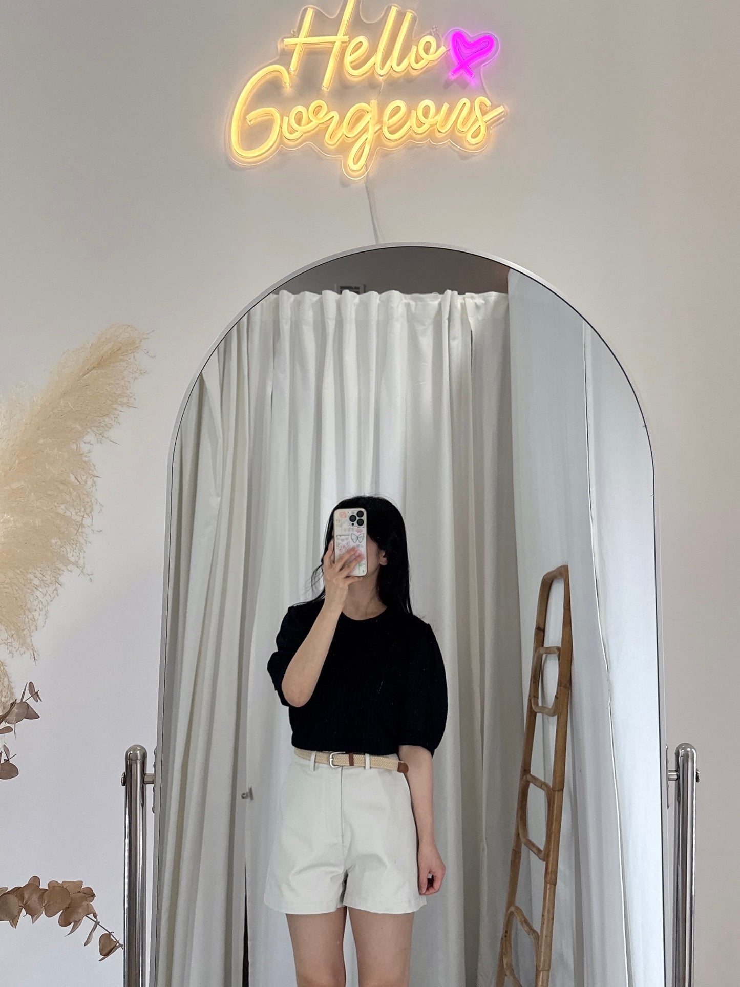 Soft Sleeve Knit Blouse