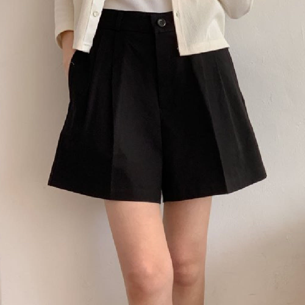 * Pintuck Cotton Shorts