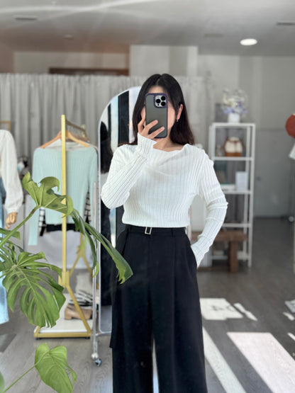 Wearing Knit - AdoreMeU