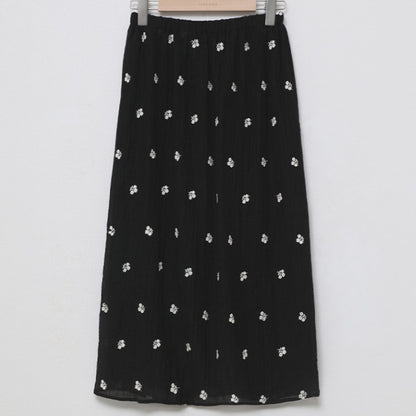 *Floral Embroidered Chiffon Skirt