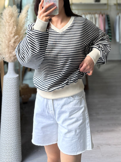 V Neck Stripe MTM - AdoreMeU