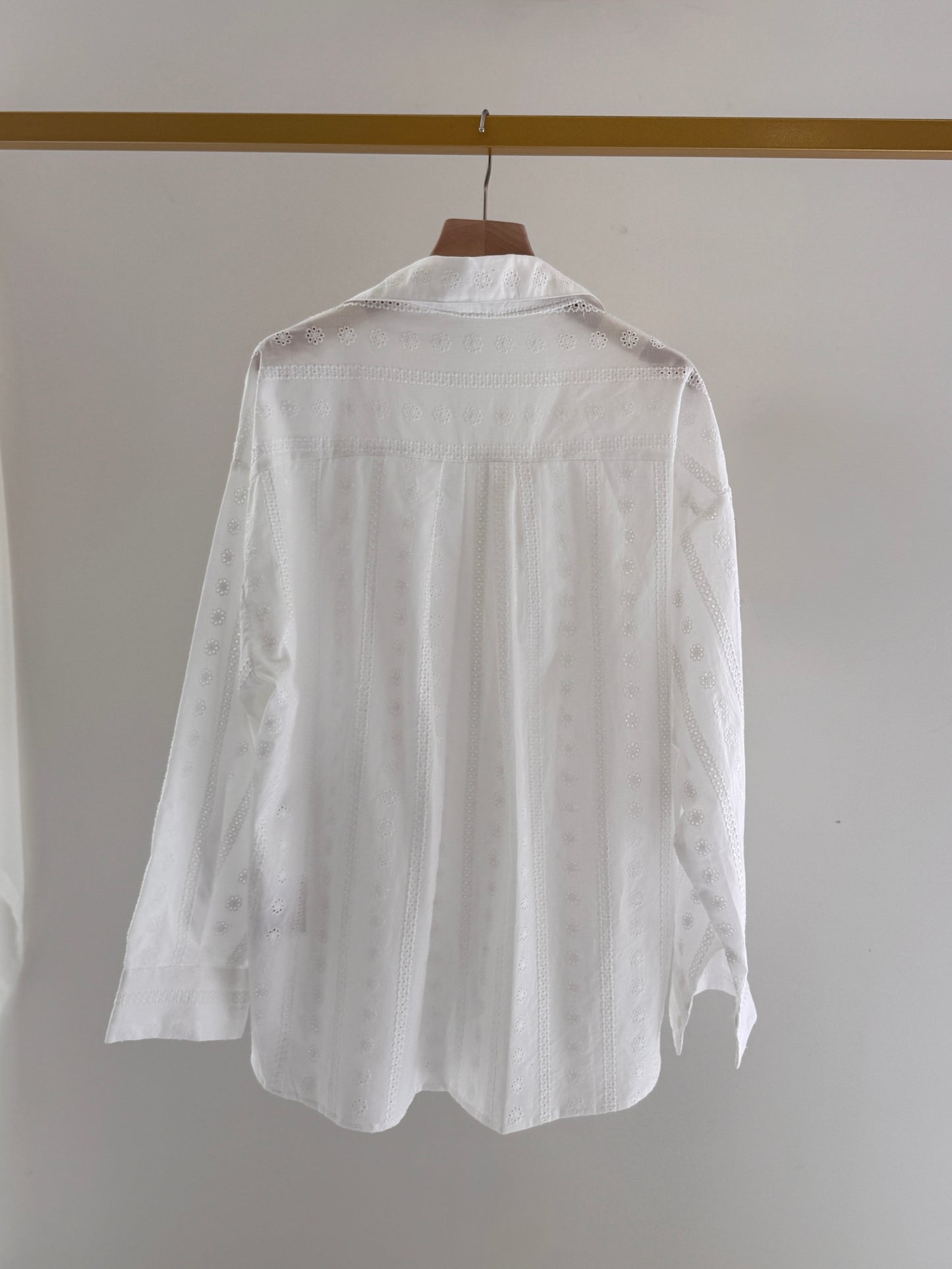 Lace Overfit Shirt(~3/29)