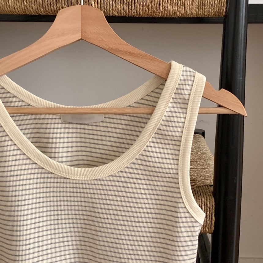 *Summer Stripe Sleeveless Top