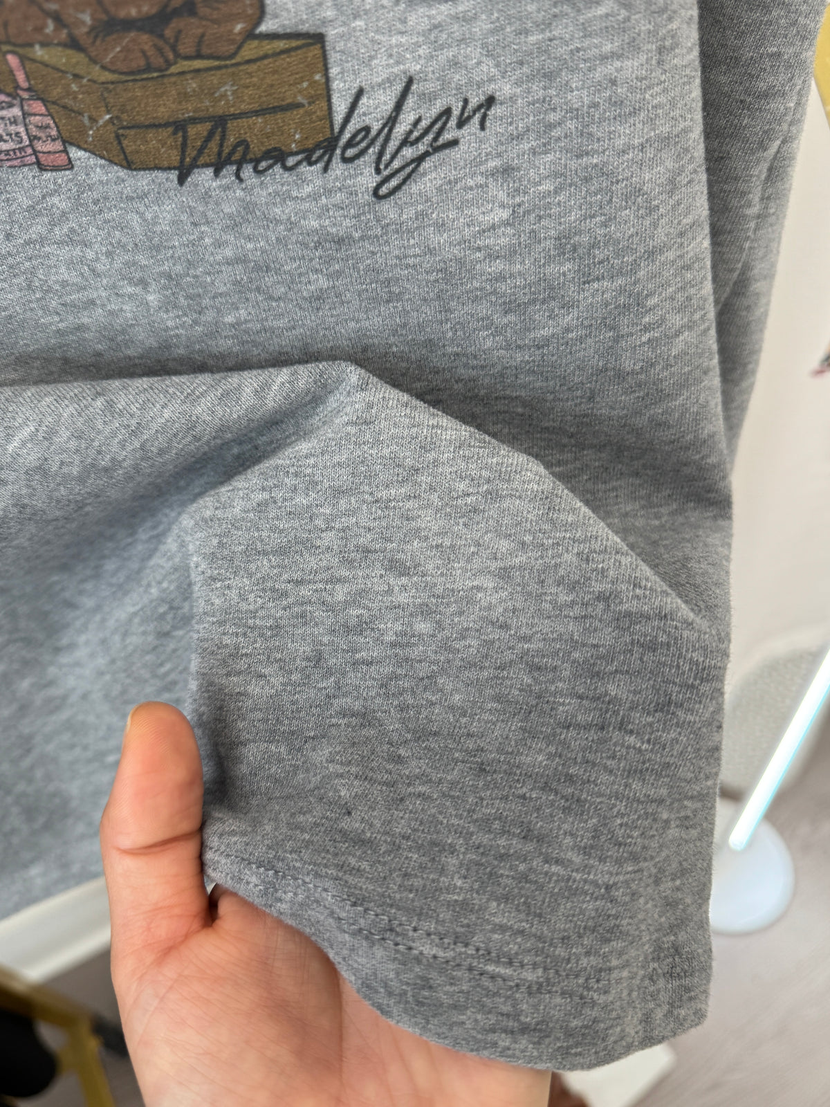 Hungry Tee(~9/15)