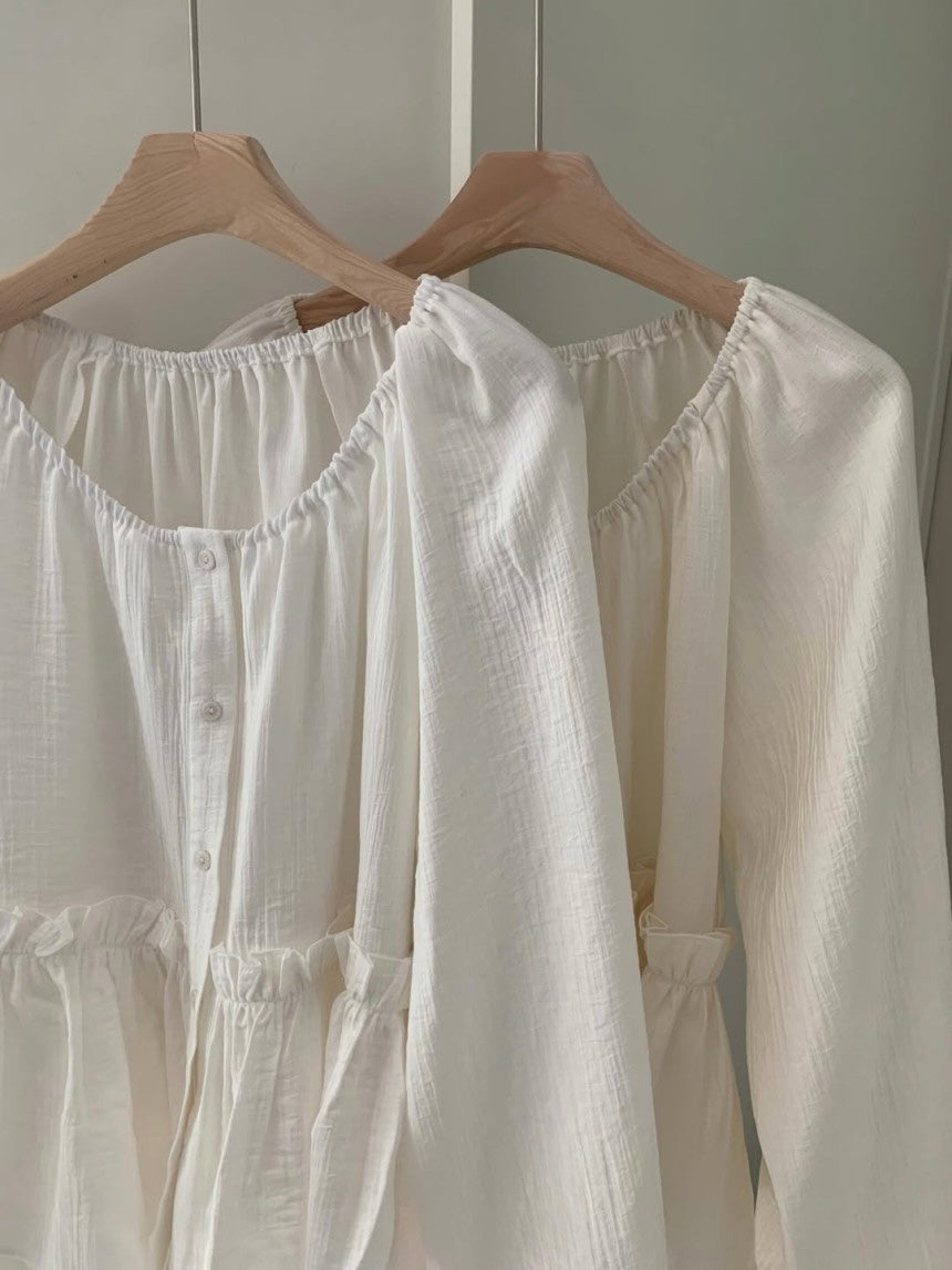 * Luna Shirring Frill Blouse