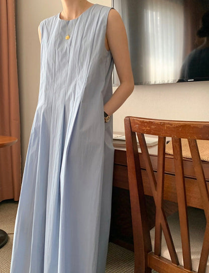 * Plain Pintuck Dress