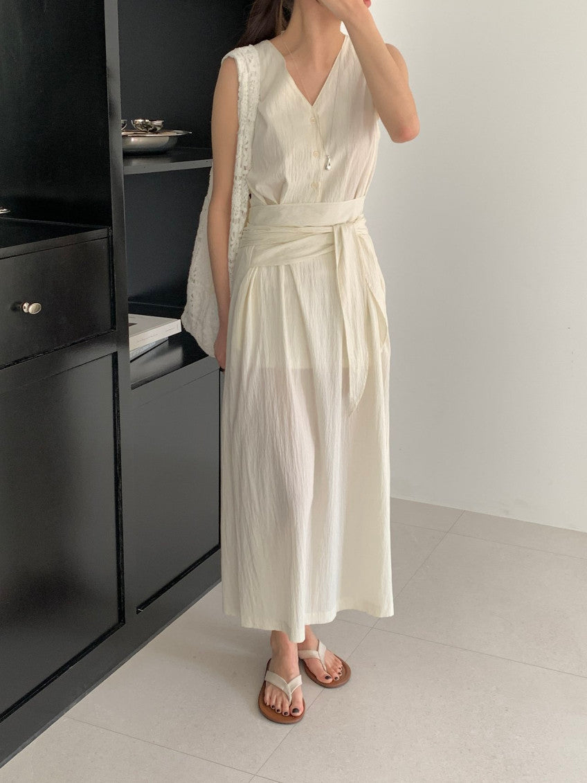 * Dove Sleeveless Maxi Dress